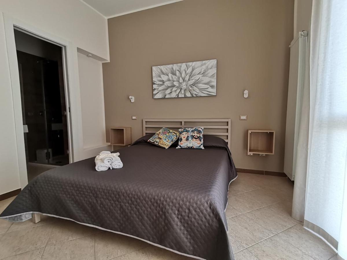 Le Metro Bed & Breakfast Carini Ngoại thất bức ảnh