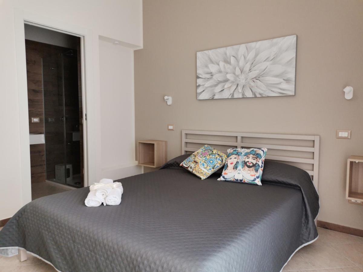 Le Metro Bed & Breakfast Carini Ngoại thất bức ảnh