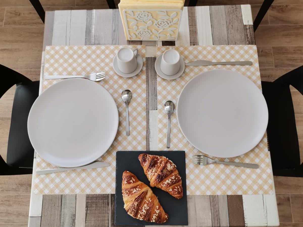Le Metro Bed & Breakfast Carini Ngoại thất bức ảnh