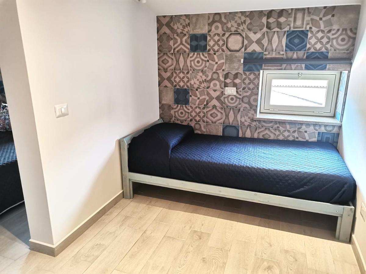 Le Metro Bed & Breakfast Carini Ngoại thất bức ảnh